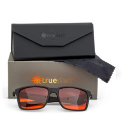 TrueDark Twilights Fairlane Glasses with Box and Case